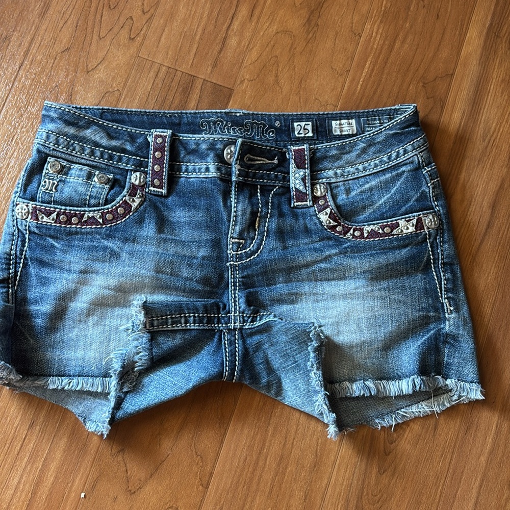 Miss Me Blue Jean Shorts with Red Accents - Picture 5 of 8